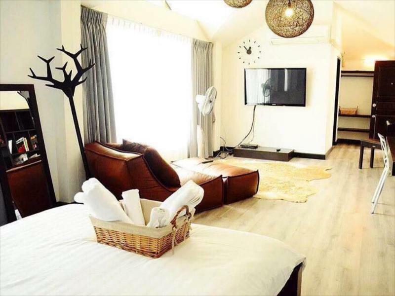 Early Bird Bed & Breakfast (Adults Only) Chiang Mai Exterior foto